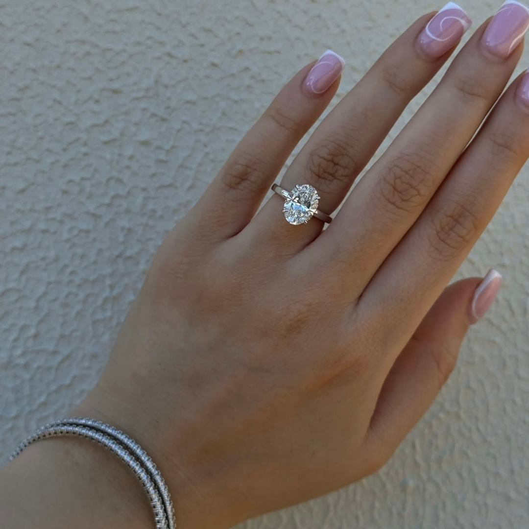 OVAL CUT