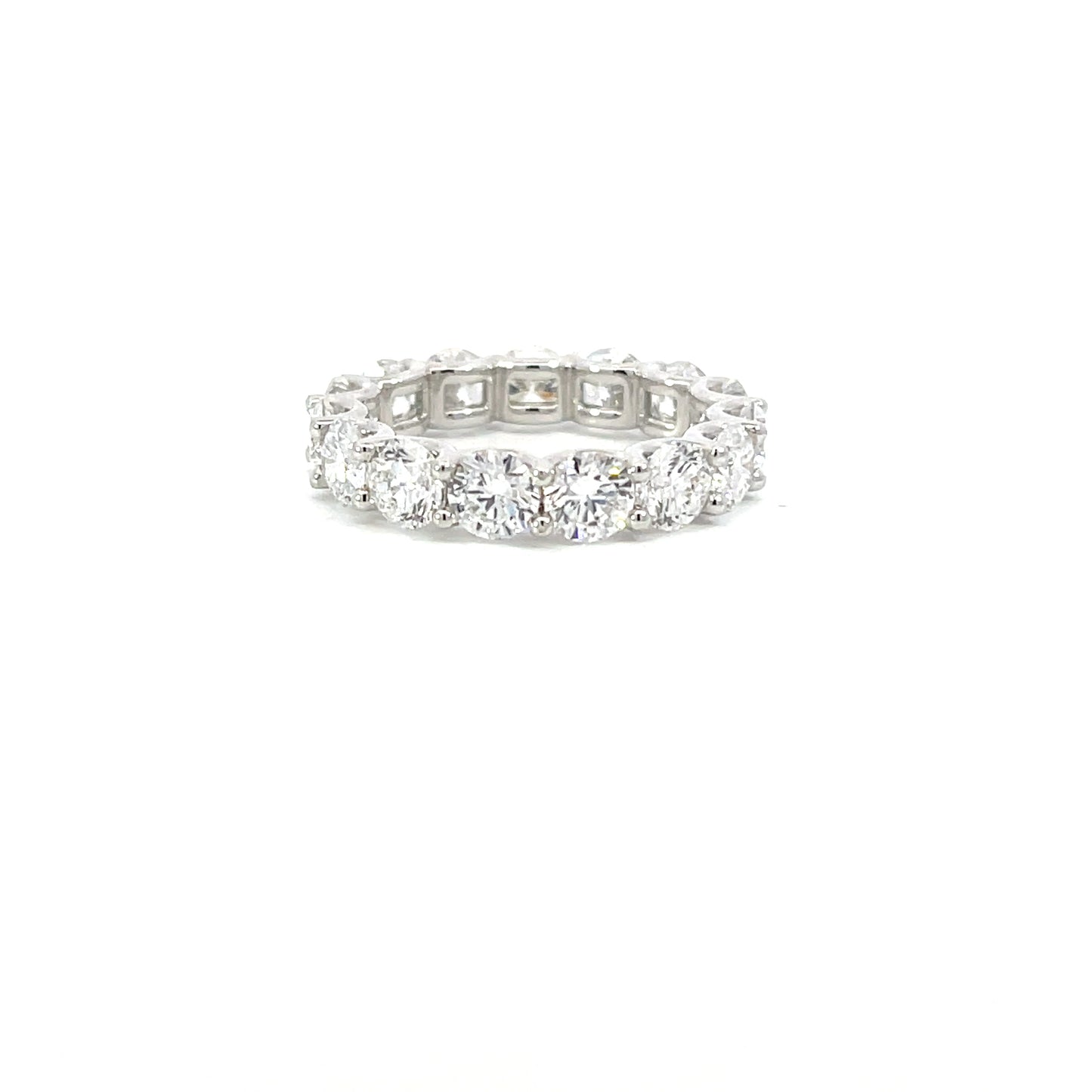 Javion | 18ct white gold Round Brilliant Cut Lab Grown Eternity ring