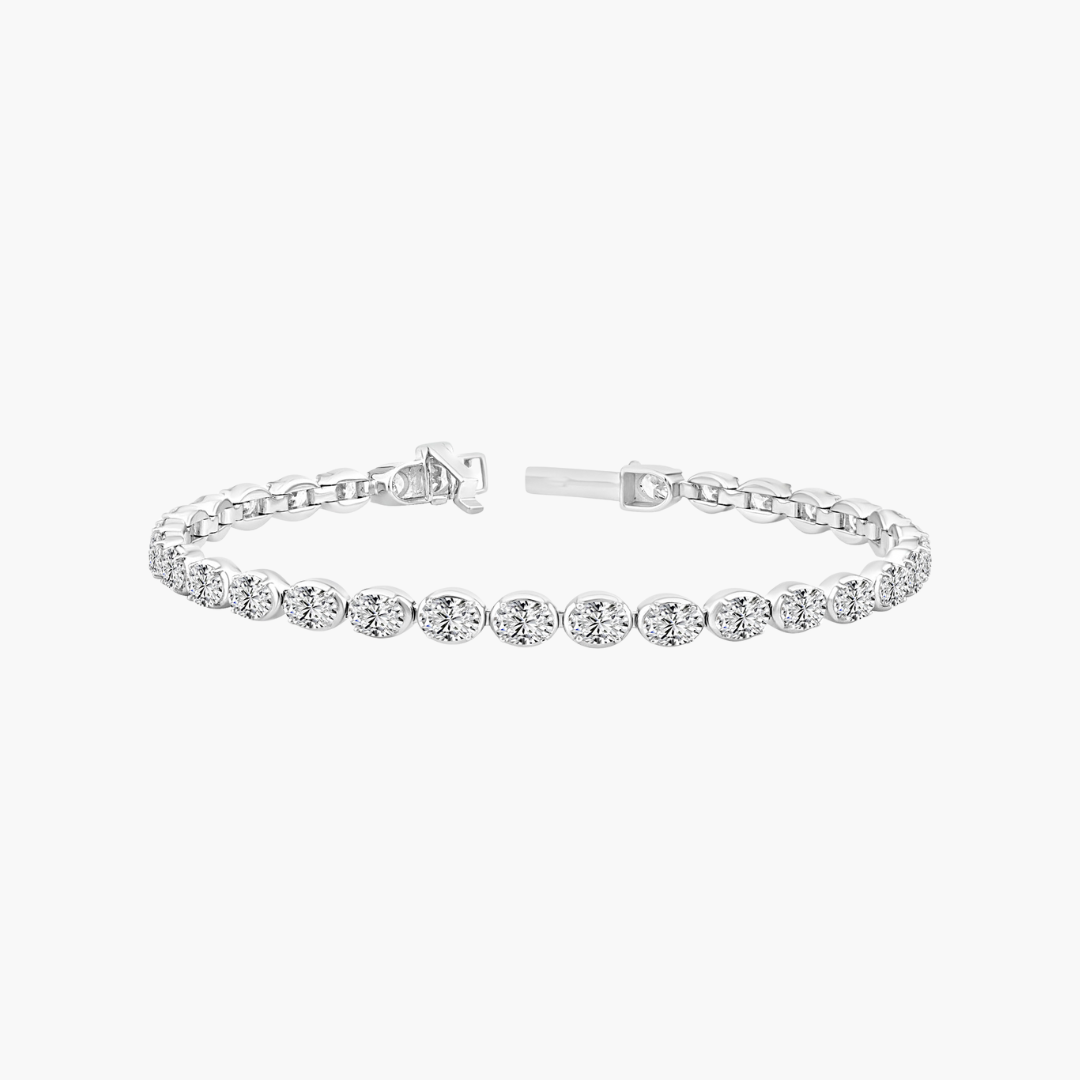 18ct White Gold Oval Cut Lab-Grown Diamond Tennis Bracelet