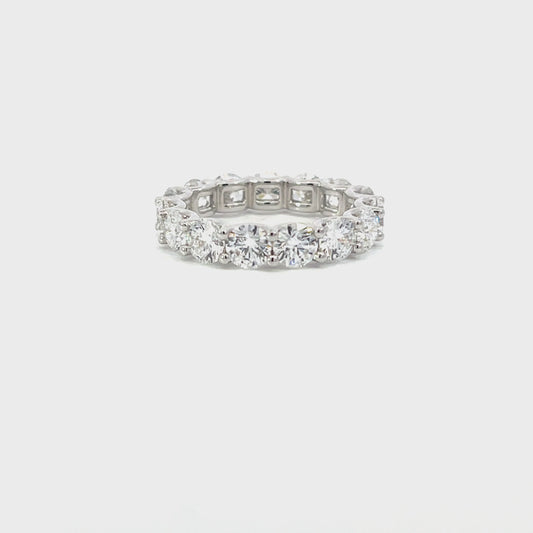 Javion | 18ct white gold Round Brilliant Cut Lab Grown Eternity ring